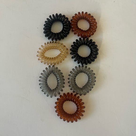 Bundle of Hair Accessories 8 headbands & Kitsch Hair Coils - Picture 10 of 15